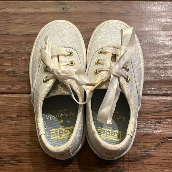 Keds Kids + Kate Spade New York Champion Glitter Sneakers Size 6M - Picture 2 of 7